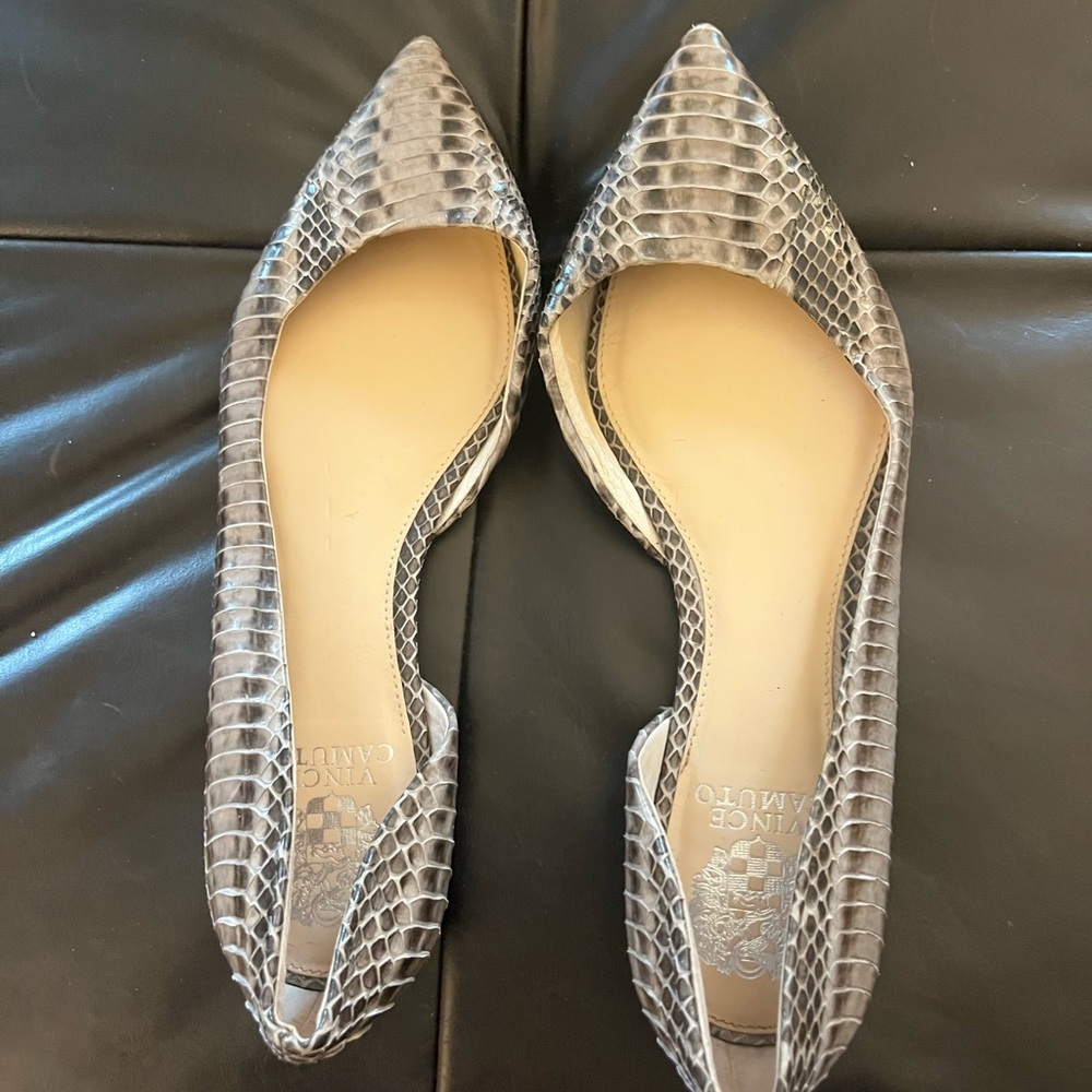 Vince Camuto Gray Snakeskin Women's Flats